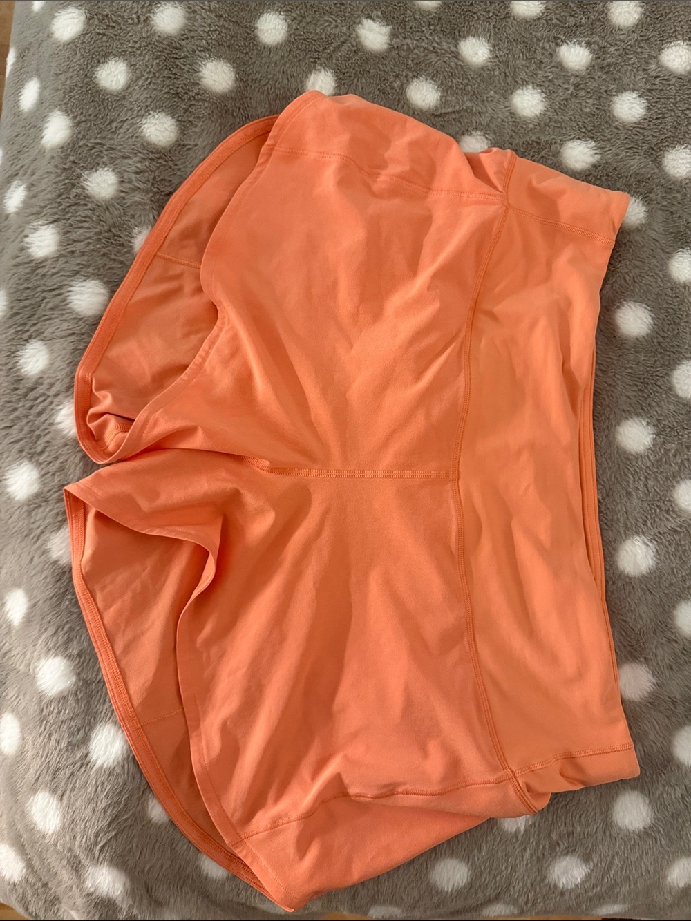Lululemon Speed-Up Shorts
Coral Orange / Size 12 / 4” inseam